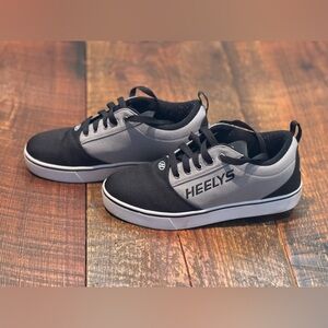 Heelys Black and Gray Sneakers - Size 8